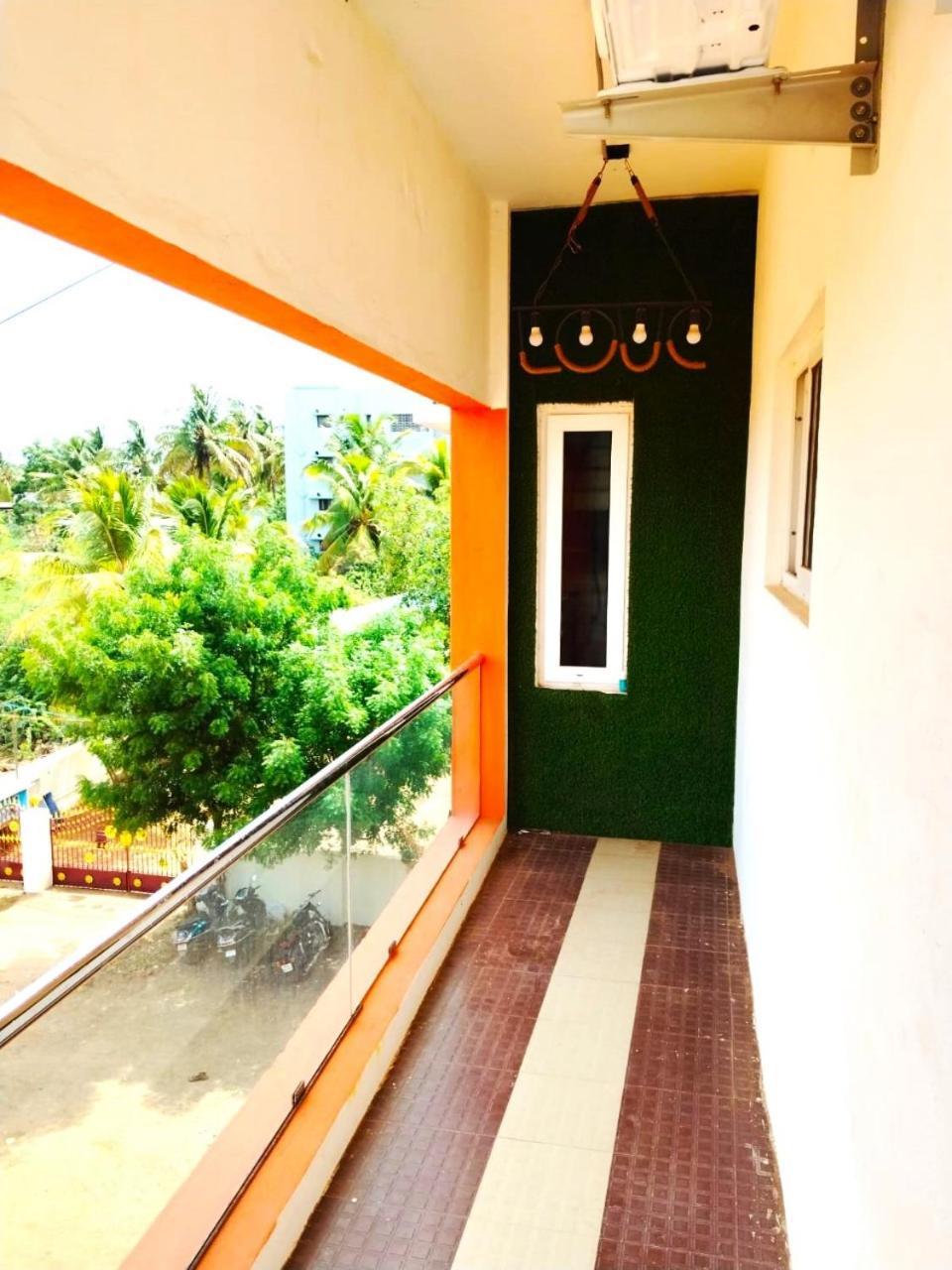Asshappystayinn Hotel Tiruchirappalli Экстерьер фото